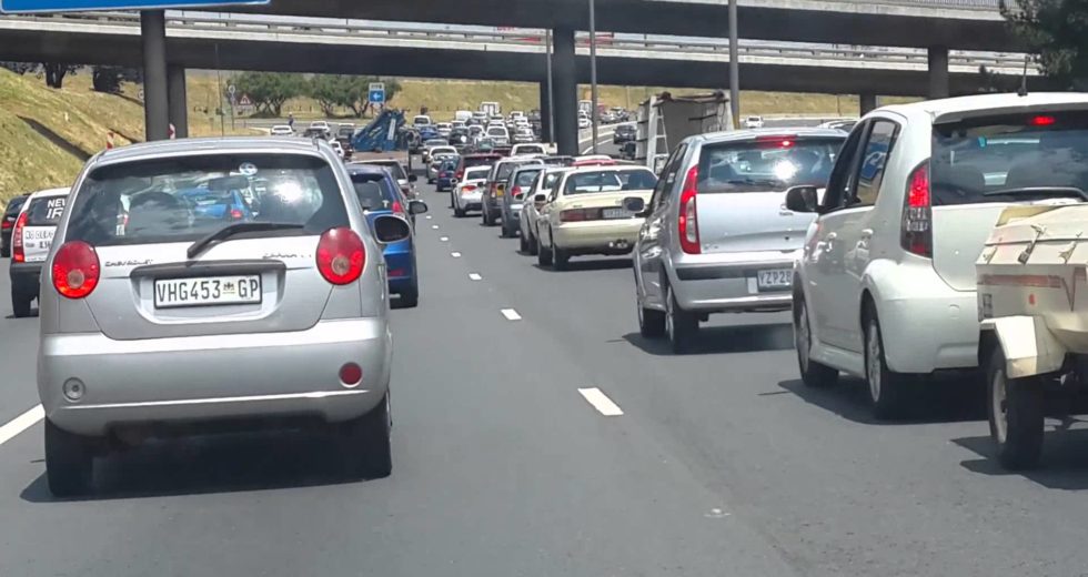 Cape Town Mother Delivers a Healthy Baby on N2 Highway With the Help of a Traffic Officer
