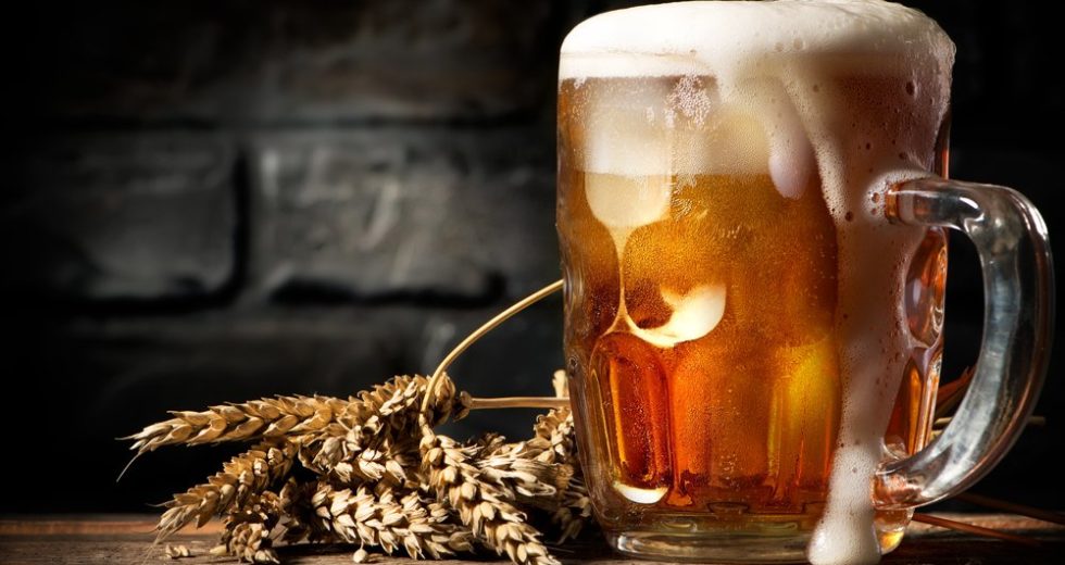 8 Reasons to Start Drinking Beer for Its Healthy Benefits