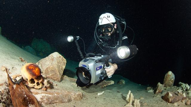 9000-Year-Old Human Remains Have Been Found In The Giant Flooded Cave System In Mexico