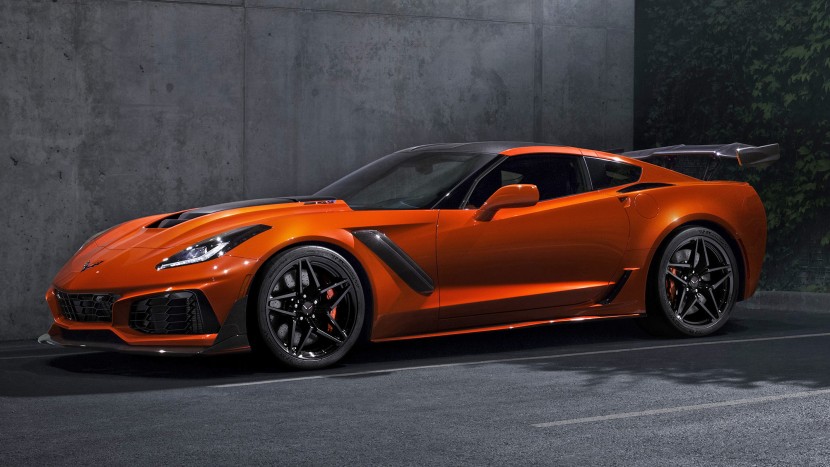The 2019 Chevrolet Corvette ZR1 Beats The Ford’s Lap Record On Virginia International Raceway