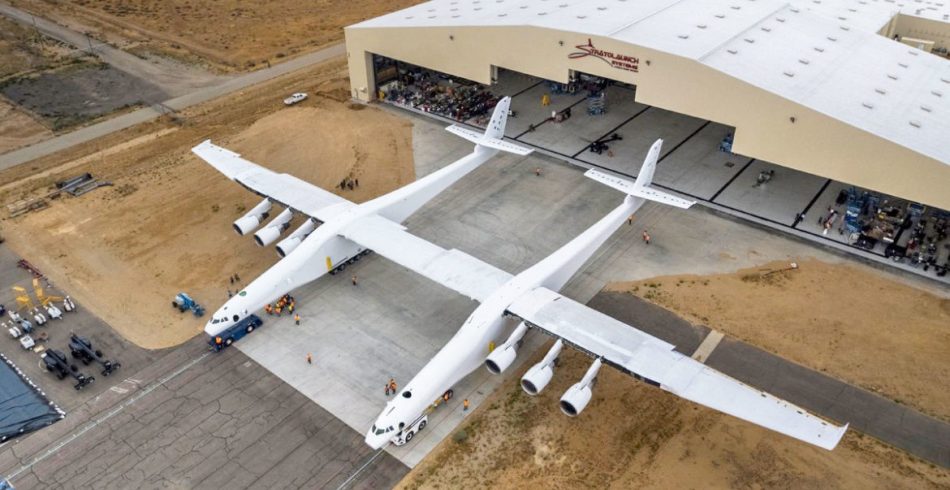 Watch Stratolaunch, The World’s Biggest Plane Ever, During A Test – Absolutely Astonishing