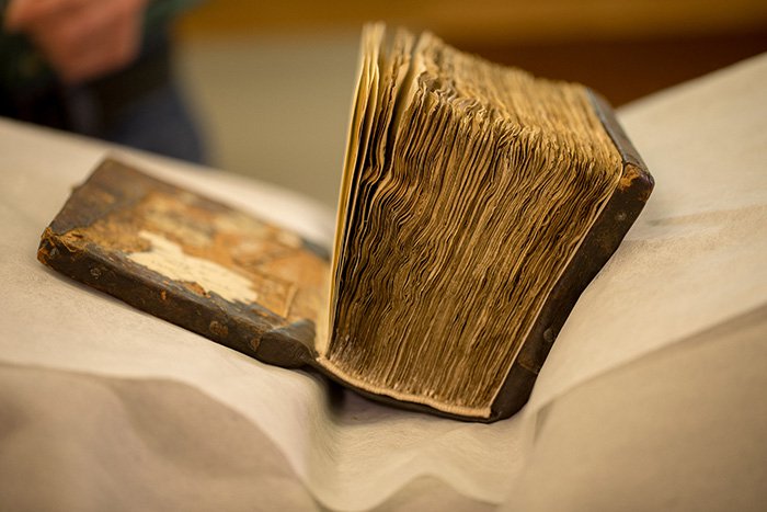 A 1,400-Year-Old Book Contains Hidden Paragraphs That Can Only Be Read With X-Rays
