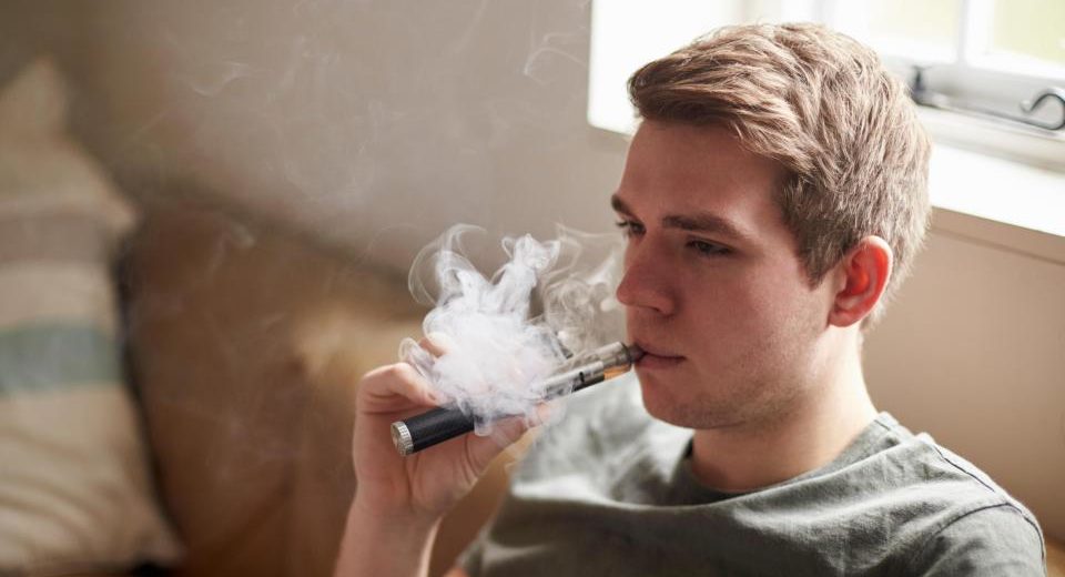 E-Cigarettes Present The Same Carcinogenic Chemicals As The Regular Cigarettes