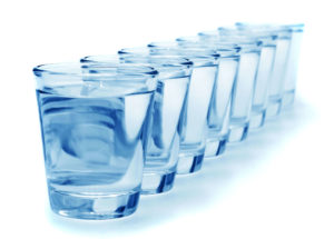 The “8 Glasses Of Water A Day” Advice Is Not Healthy And Causes Overhydration