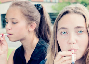 Vaping Electronic Cigs Almost Killed An 18-Year-Old Girl From Pennsylvania Who Needed Hospitalization To Recover