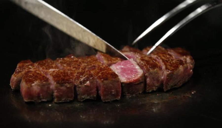 A New Study Shows that Eating More Meat while Lowering your Carb Intake might Shorten your Life Span