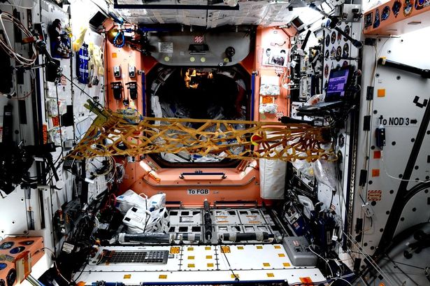 First Tennis Match In Space To Take Place Tonight Between The ISS Astronauts – Watch it LIVE!