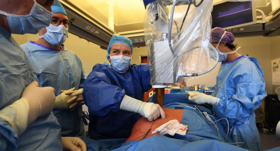 Four Cases of Breast Cancer Linked to Transplantation of Organs from the Same Donor