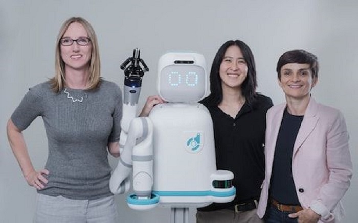 Socially-Intelligent Robot To Help Stressed Nurses in Hospitals