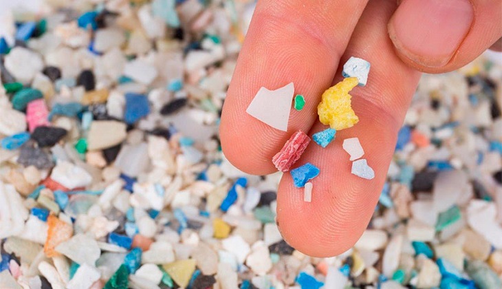 You Have Tiny Plastic Pieces In Your Stomach, A Study Says