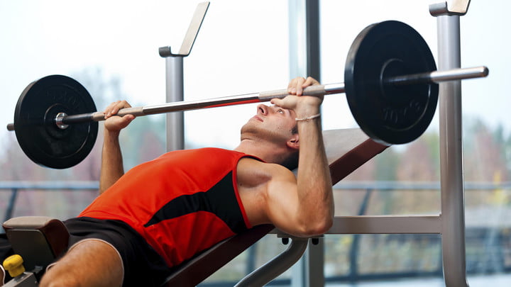 Weightlifting Reduces The Risk of Heart Attack and Stroke