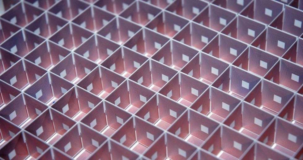 New Metamaterial That Harness The Power Of Light Might Lead To On-Chip Communication