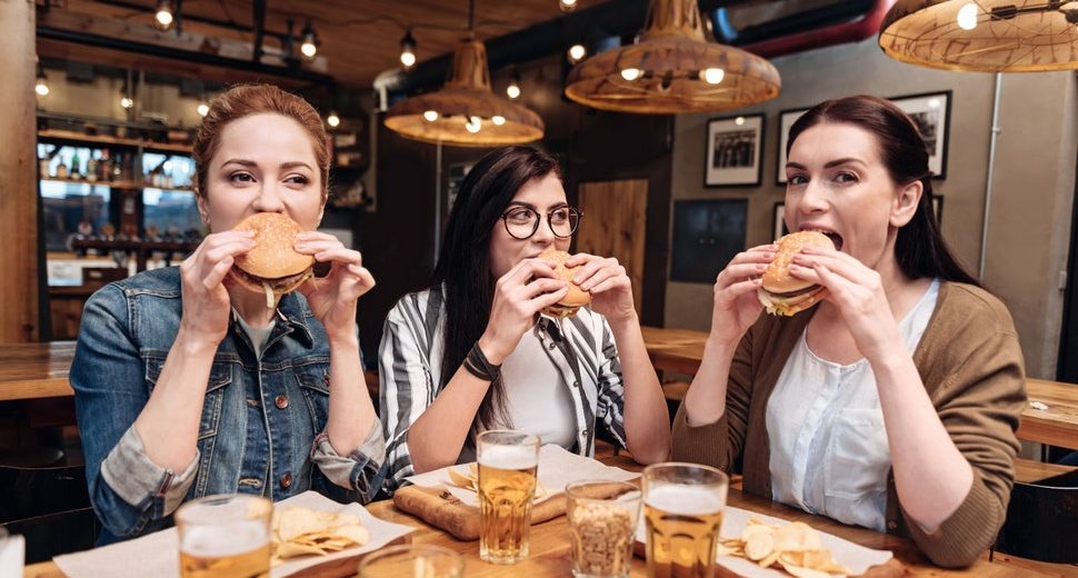 Traditional Restaurants Serve Dishes With Higher Calorie Content Than Fast Foods