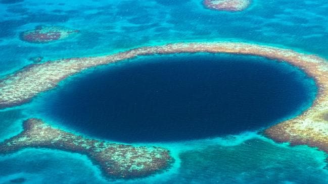 Great Blue Hole Of Belize Hides Many Secrets, But Scientists Just Revealed Some Of Them
