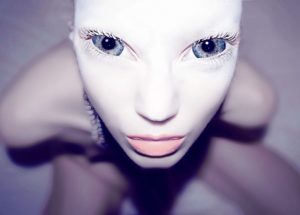 Oxford’s Professor Dr. Chi Claims Aliens Are Interbreeding With Humans To Create A New Hybrid Species