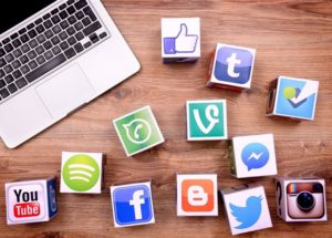 Mental Health Issues Linked to Social Media Use in Teens and Young Adults ​