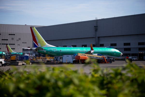 A new NASA report criticizes a deal with Boeing