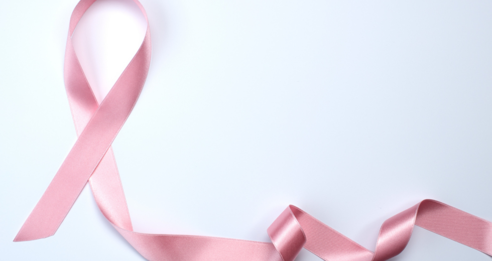 Breast Cancer Risk Linked to Certain Hormone Pills