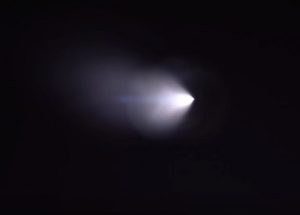 Strange Light on the Night Sky Fascinates People
