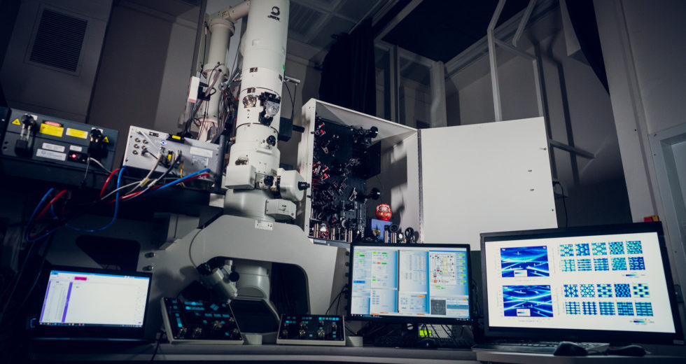 Breakthrough In Quantum Science: Unique Microscope Records The Flow Of Light