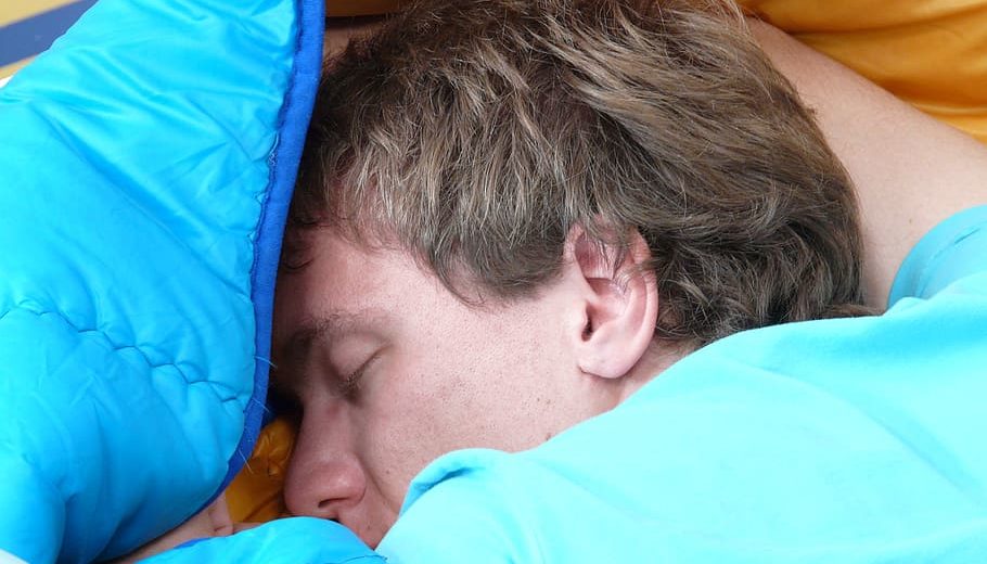 Is Technology Helping Or Hurting Your Sleep Hygiene?