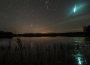 Meteor Lights Up The Skies of Texas – Watch Video