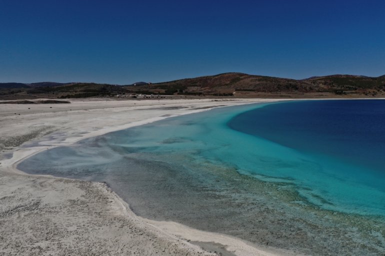 Turkish Lake May Hold Traces Of Ancient Life On Our Planet