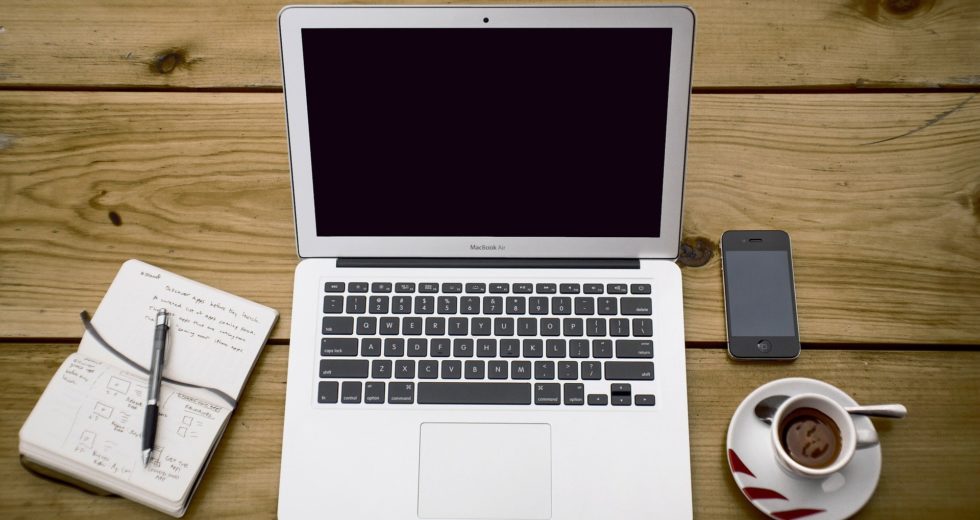 Health Tips To Follow While Working In A Hybrid Environment