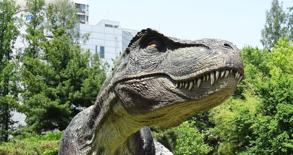 Scientists Discover New Species of Dinosaur That Was a True Menace for the Tyrannosaurs