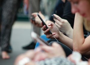 Study Finds Social Media Poses Serious Mental Health Issues for Teens