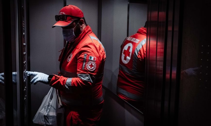 Italian Study Shows Only Old, or Sick Vaccinated People Die of Covid-19