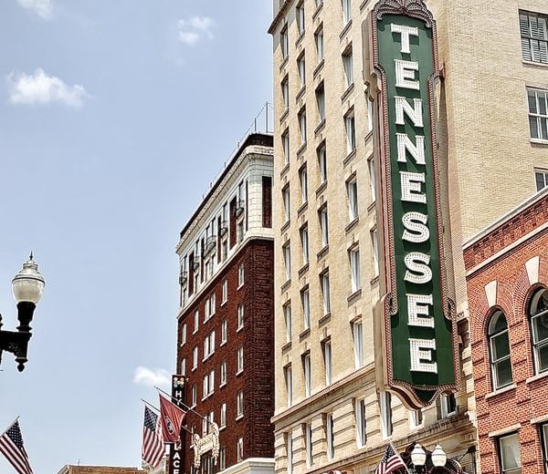 Tennessee Gov. Bill Lee Attacks Vaccine Mandates