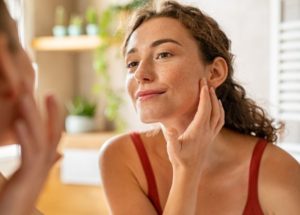 Here’s What You Should Eat to Look Younger According to Dietitians!