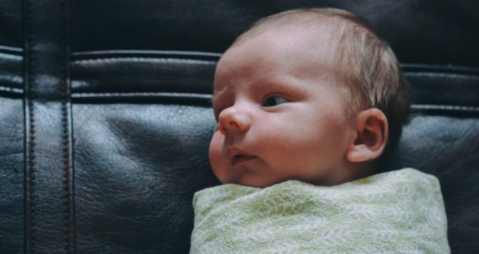 Best Baby Swaddles – Recommendations And Why To Swaddle Your Baby