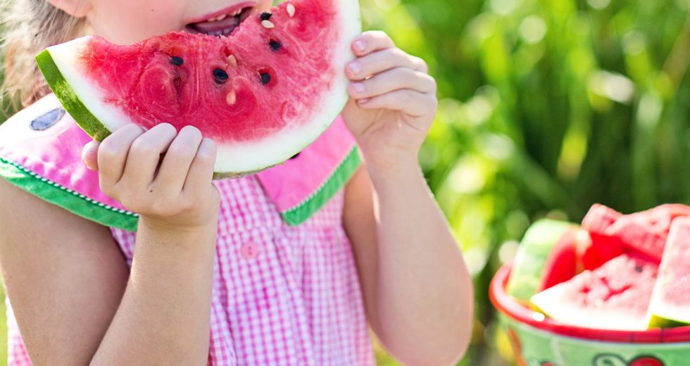 New Study Shows that Vegetarian Children Get Similar Nutrition to Meat-Eaters of the Same Age
