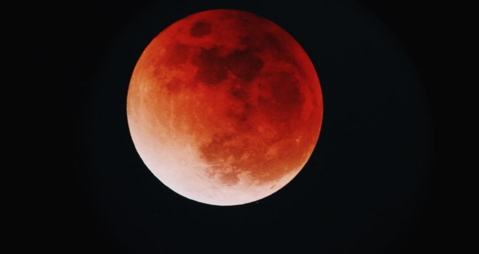 Space Event of the Weekend: The Super Flower Blood Moon Eclipse