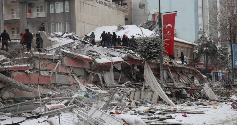 Breaking: Turkey Hit By Two Massive Earthquakes – 7.8 and 7.5; Worst Disaster In 84 Years – Ankara Mayor Suggests Man-Made Possibility!