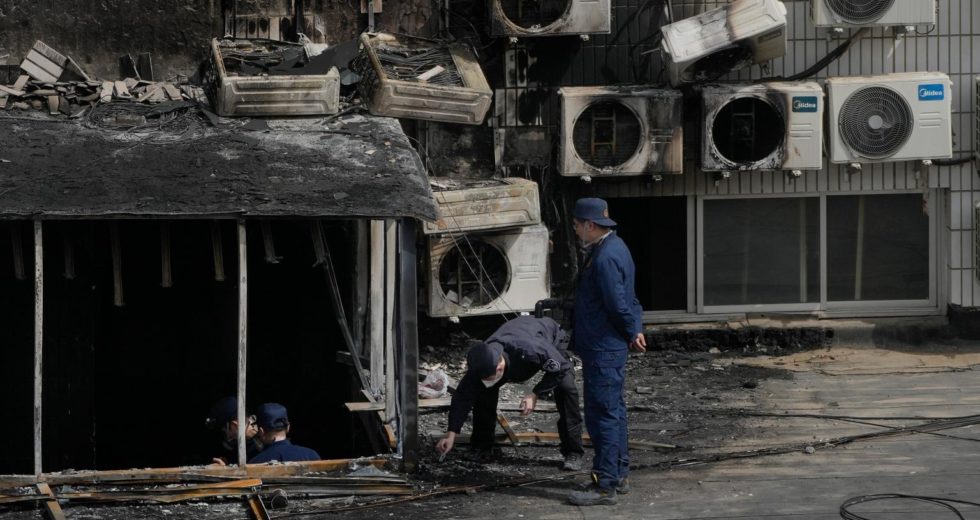 Hospital Fire in Beijing Leads to Dozens of Dead Patients – Watch Footage