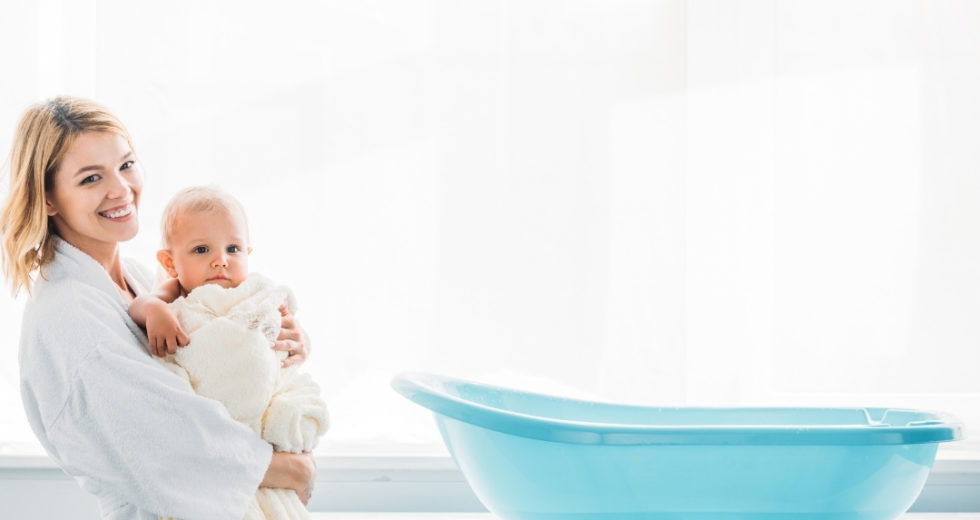 Tips for Traveling with a Baby: Bath Time Made Easy – Your Essential Guide to Stress-Free Travel