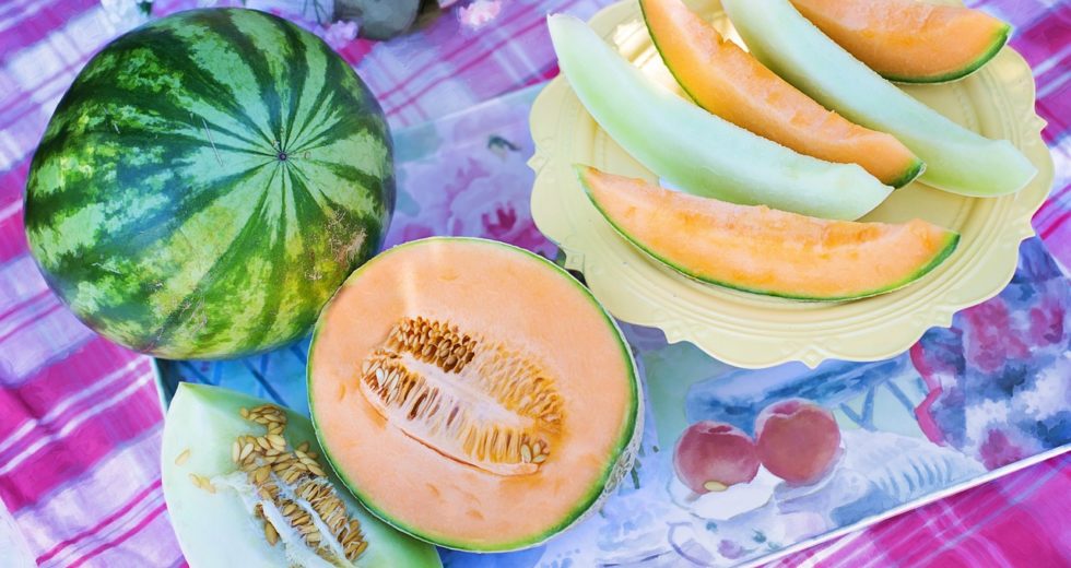 Top Ways to Cut a Cantaloupe Efficiently