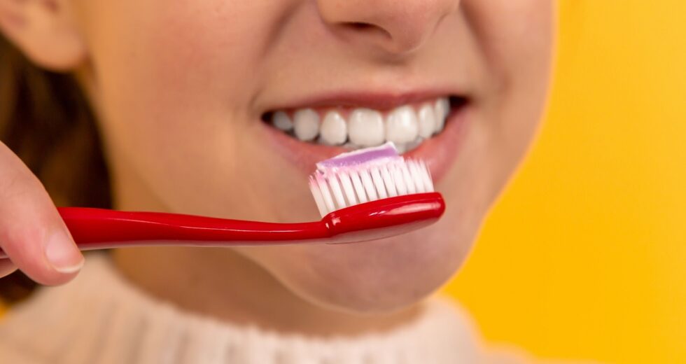 Skipping Tooth Brushing at Night Might Lead to Higher Cardiovascular Disease Risk
