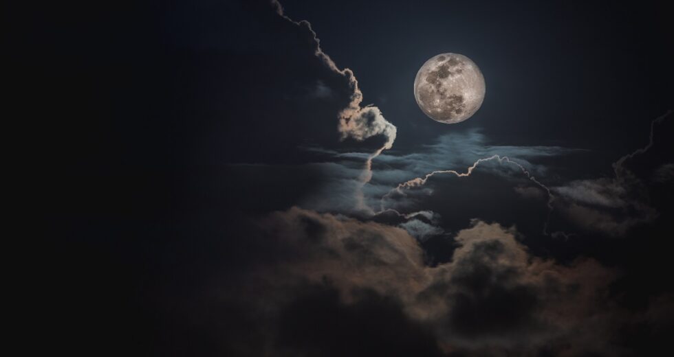 Two Incredible Supermoons Will Light Up the Sky This August; How and When to View the Events?