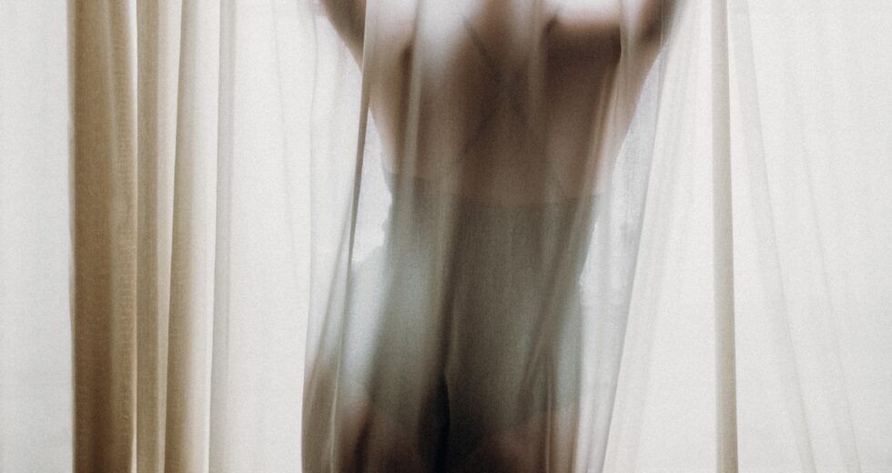 Why is the Watery Vaginal Discharge Keep Happening? You May Want to Know This