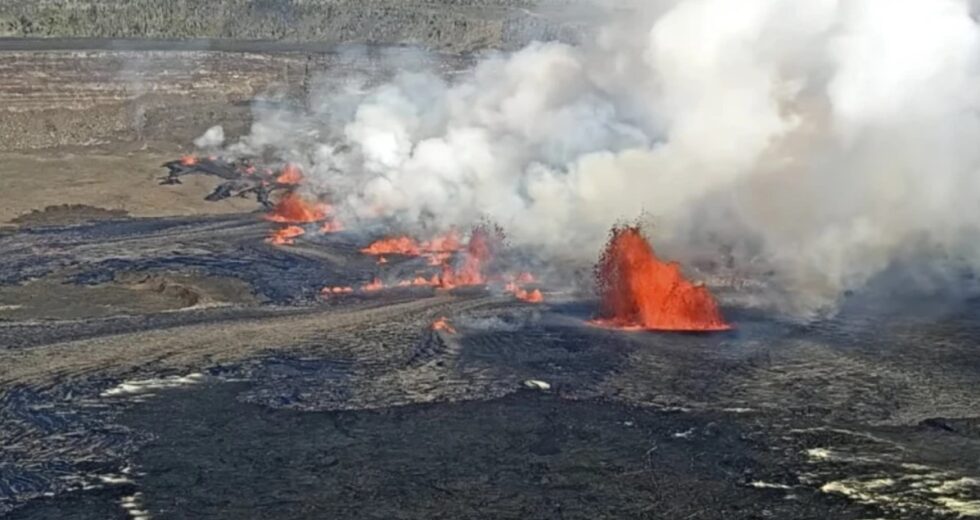 Volcano Kilauea Erupts Again After Two Months; Major Warning Was Issued