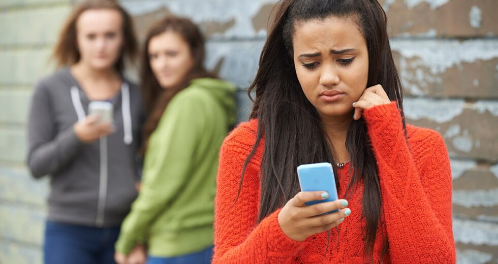 2 Factors For Teen Anxiety: FOMO And Social Media