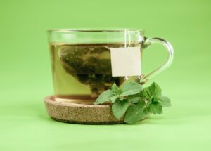 Drinking Green Tea: What Are the Health Benefits?